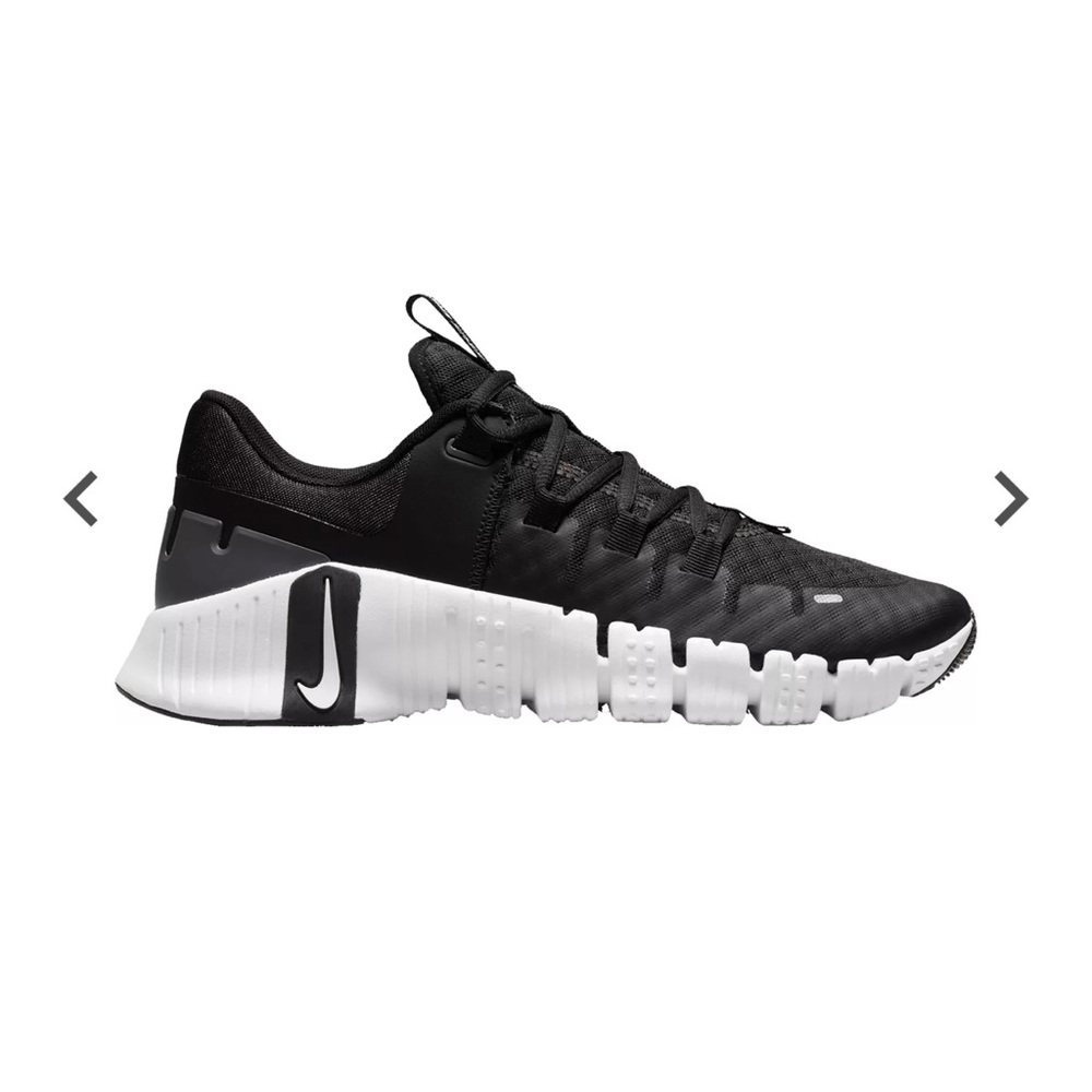 Nike Women's Free Metcon 5 Training Shoes Size 8